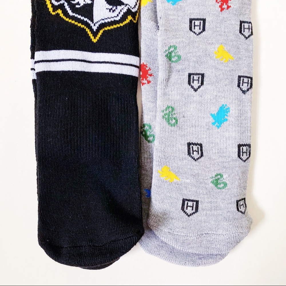 WB Harry Potter Hogwarts Socks 2 Pairs Gryffindor - Picture 5 of 7
